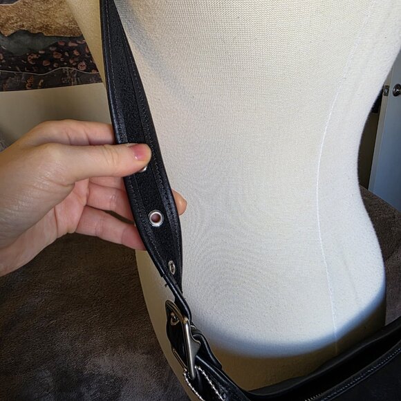 COACH Vintage Legacy Hobo Black Leather Shoulder Bag Authenticated 9148 - Picture 15 of 16